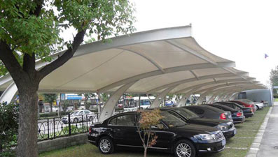 北京膜結(jié)構(gòu)車棚施工方案要素有哪些？